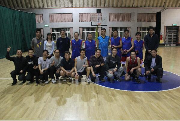 拉斯维加斯9888治理学院MPAcc师生篮球交谊赛圆满实现