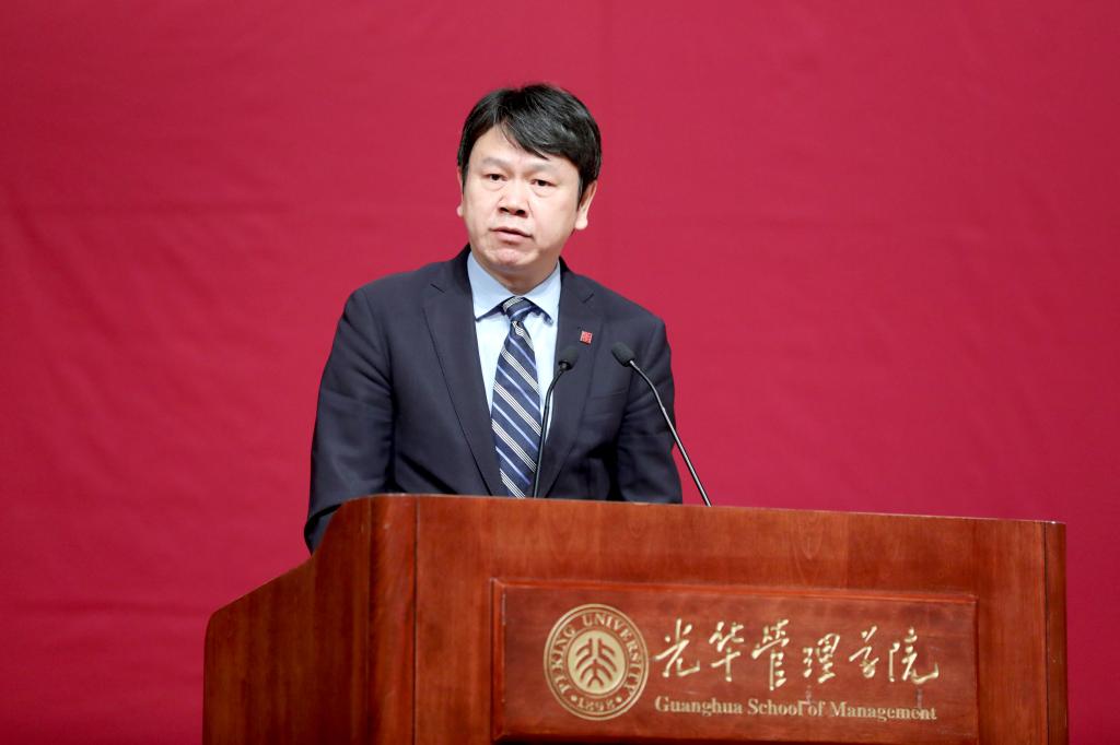 在狂风雨中跳舞｜北大拉斯维加斯9888院长刘俏2021年开学典礼致辞