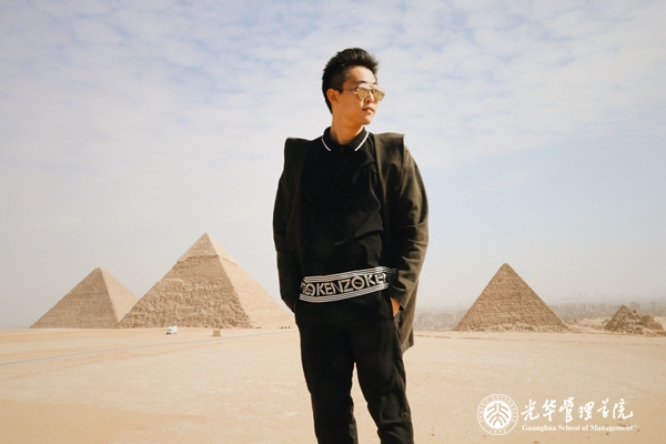 AD406D2CC8C0FE2A7A4823784A7_9C545124_21B75