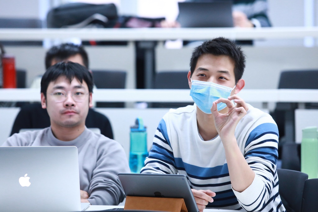 57B4495085D3C2CD1C06585550E_62EE6097_2ED51