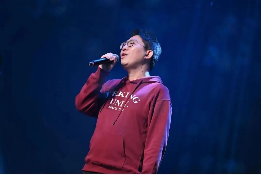 8AA4A22DEB32D87053E823BDB07_38740F9E_9F49