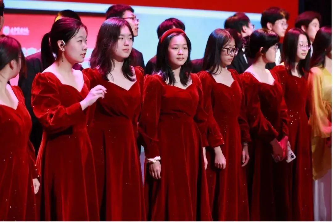 C4728630917354DC94921580356_9F5F3858_15CC3