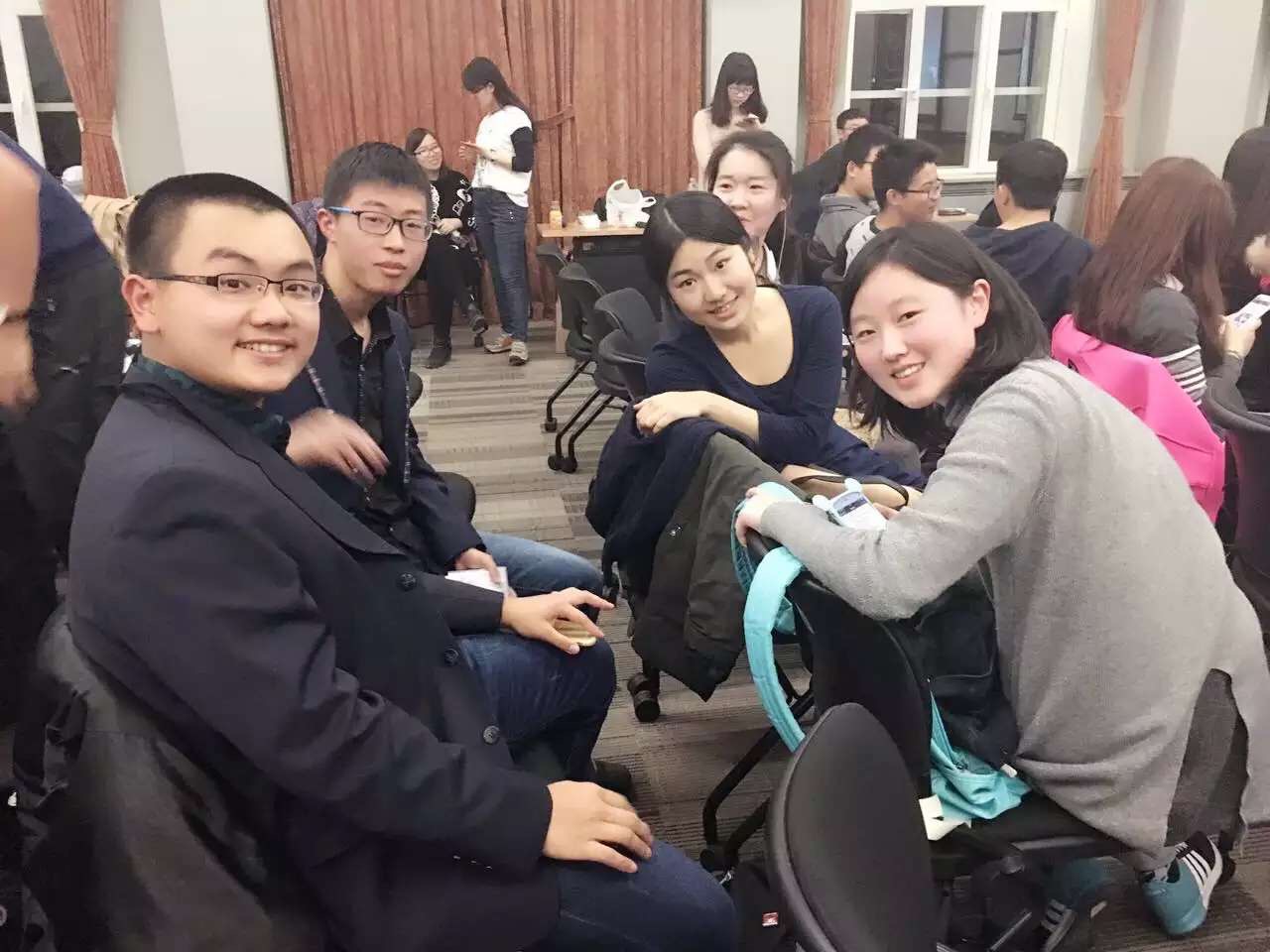 �й���9888��˹ά��˹(�ɷ�)���޹�˾-�ٷ���վ